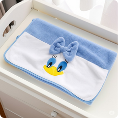 Giftollo Kids Bath Towel with Cute 3D Bow | Make Bath Time Fun with this Ultra-Soft & Gentle Character Towel for Boys & Girls | Absorbent & Quick-Dry| Luxurious, Soft Fleece Towel for Sensitive Skin